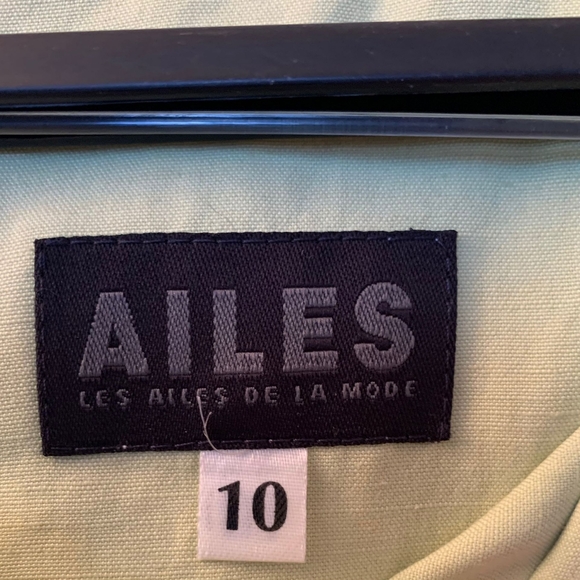 Pink blouse size 10 - Picture 2 of 2